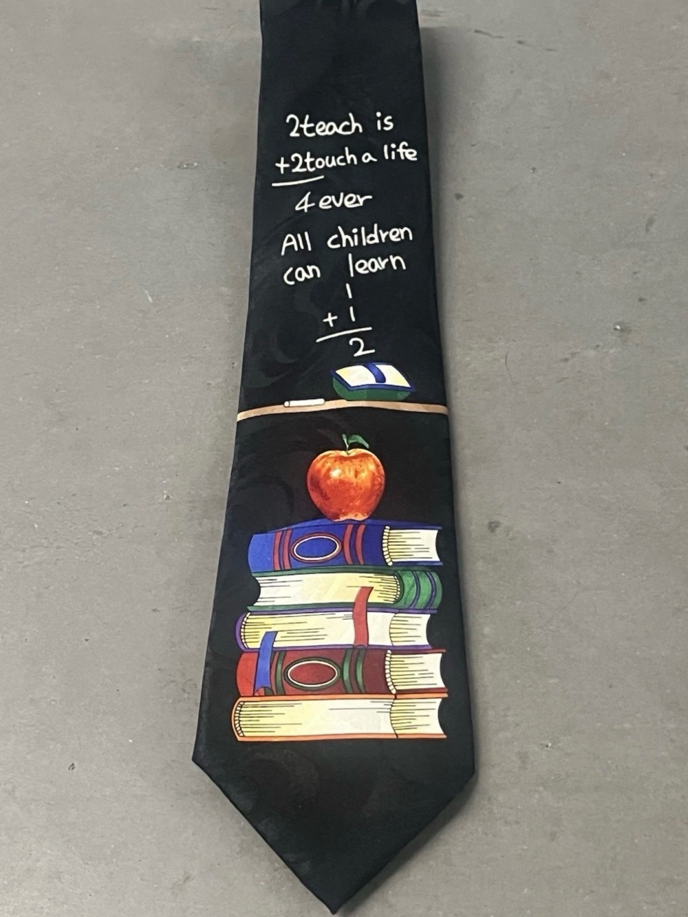 Steve Harris Handmade “Back to School” Mens Tie - NWOT